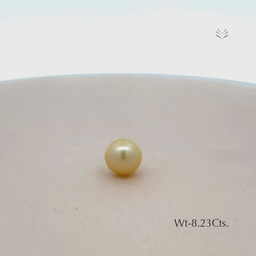 Load video: Pearl - 8.23 Ct