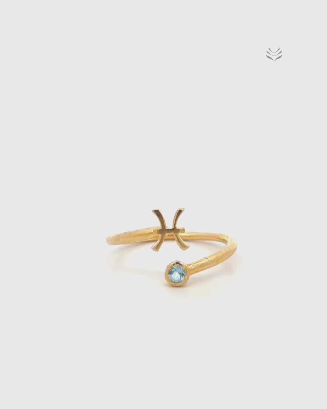 Pisces – Blue Topaz Zodiac Ring