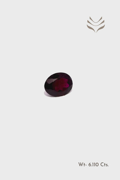 Garnet - 6.11 Ct