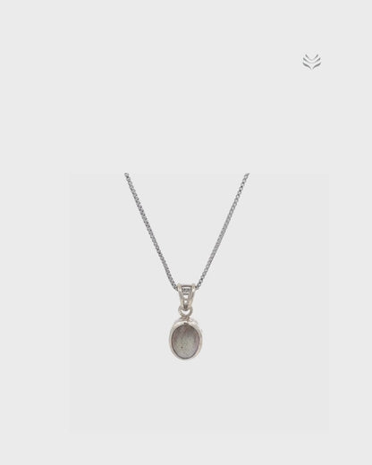 Labradorite Silver Pendant