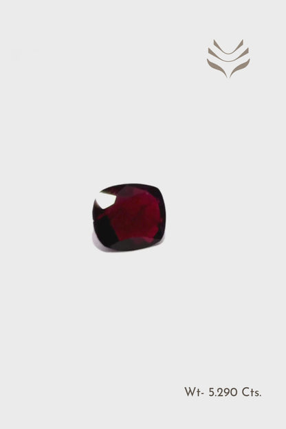 Garnet - 5.29 Ct