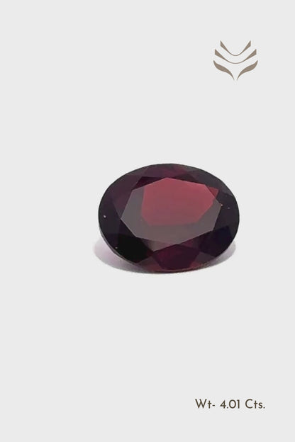 Mozambique Garnet - 4.01 Ct
