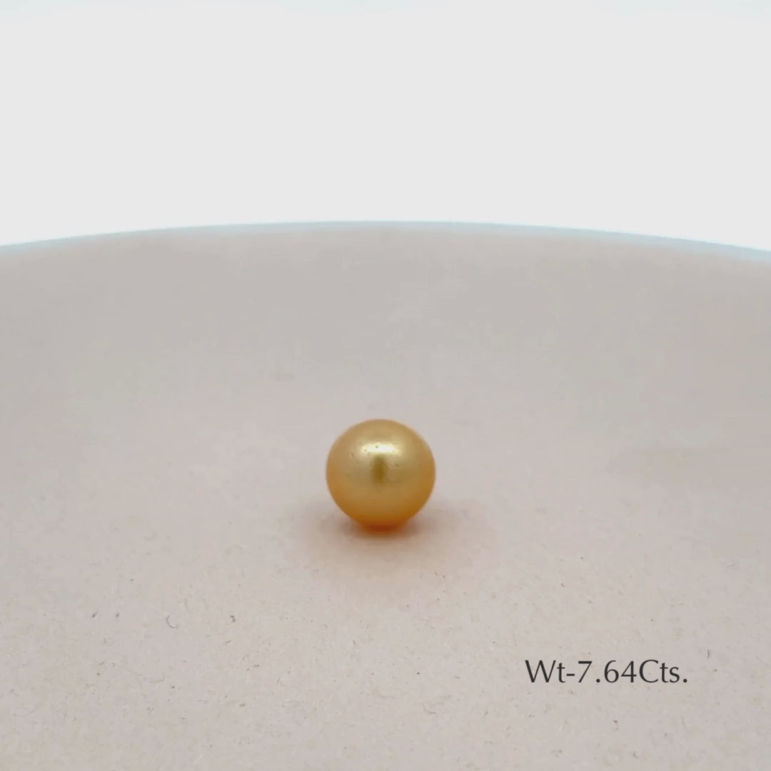 Load video: Pearl - 7.64 Ct